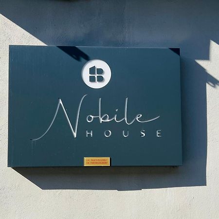 Apartamento Nobilehouse CTA Exterior foto